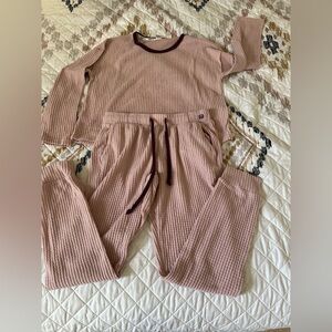 Born WAFFLE LONG SLEEVE - SET - Pyjama set - pink. Sz L. Excellent condition